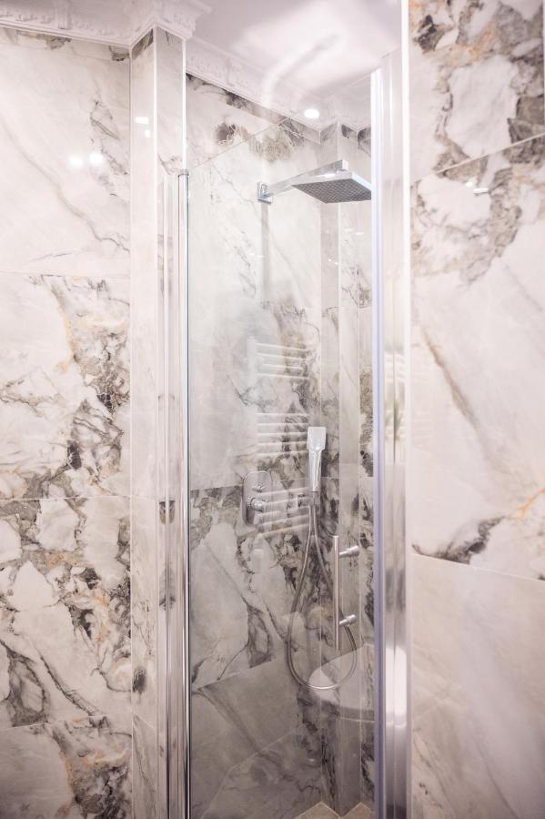 Luxury Central Apartment Thessaloniki Buitenkant foto